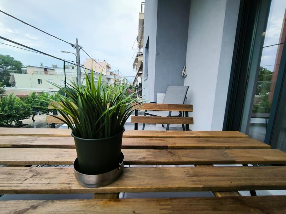 Floral Home 2 - 1St Floor Apt With Private Parking! أثينا المظهر الخارجي الصورة